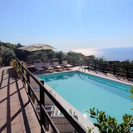 Дом отдыха Petra - Grecale